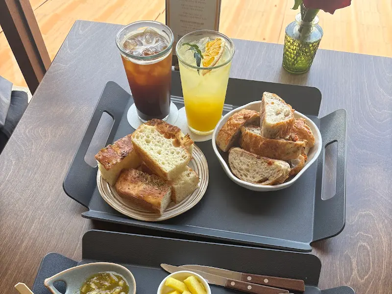 만달리투고의 브런치 한 상 차림