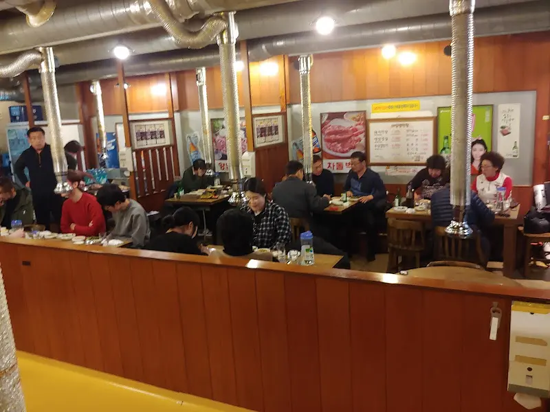 대성 생 막창 내부