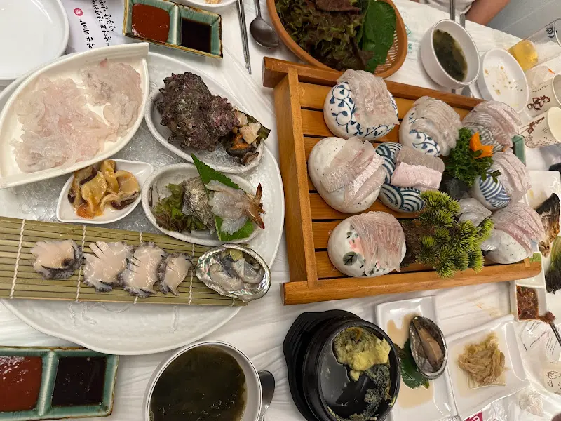 모듬회 한 상 차림