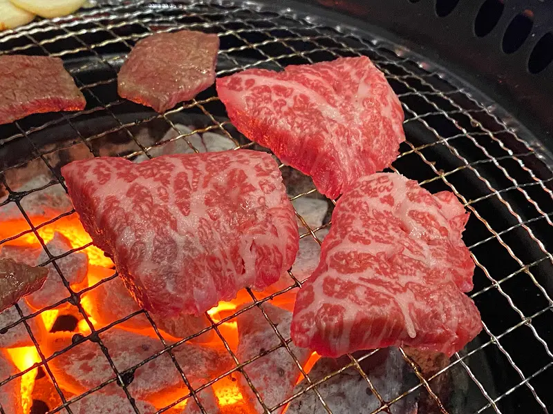 맛있게 구워진 한우