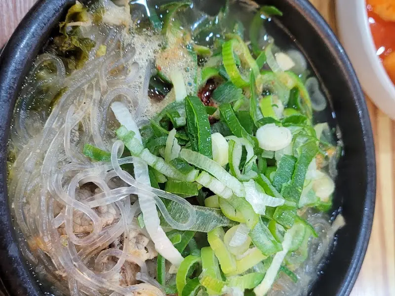 해장국의 푸짐한 비주얼