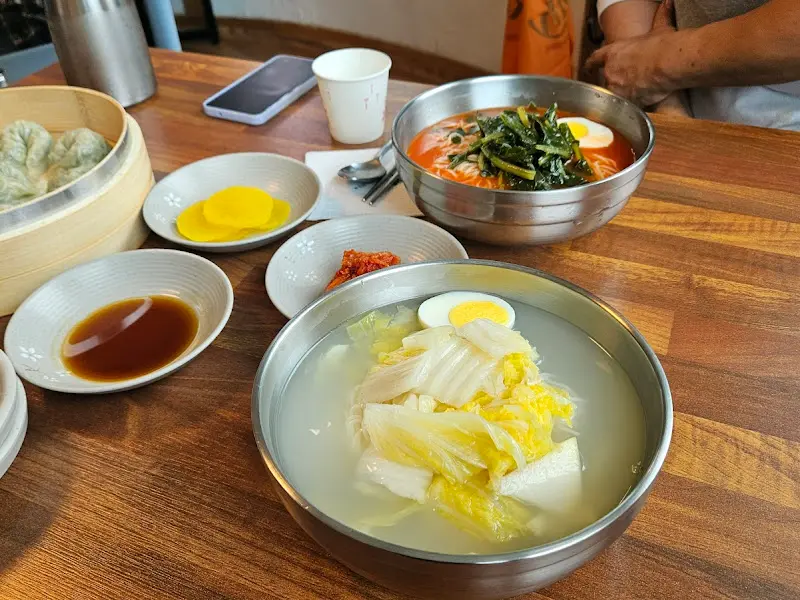 동치미국수, 열무국수, 만두