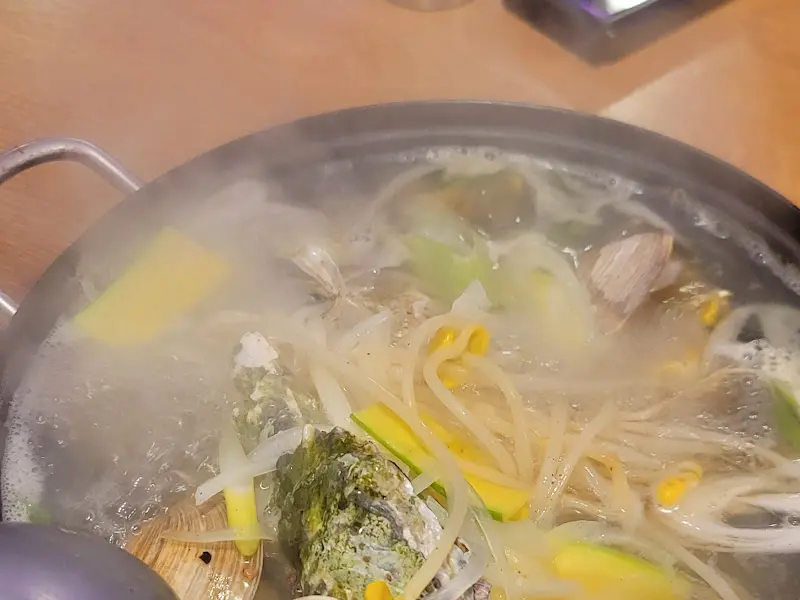 매콤달콤한 비빔국수