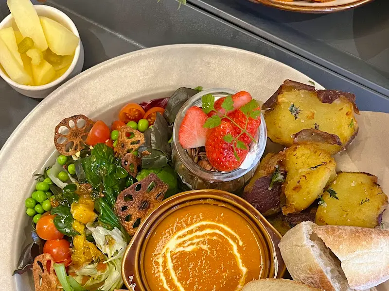 테이블 위의 꽃