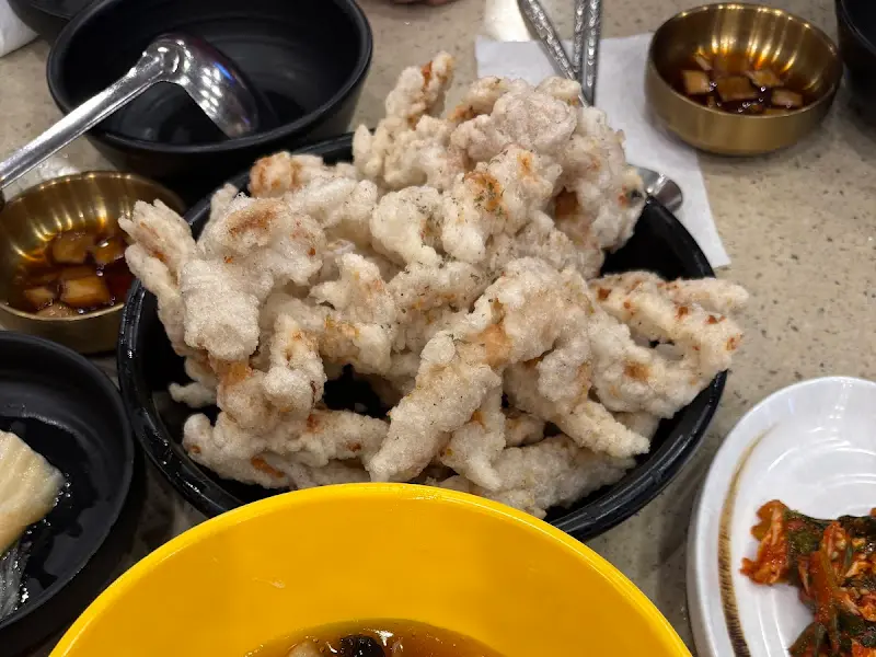 황제누룽지탕 내부