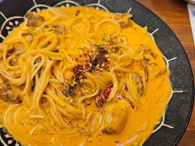 차돌매콤크림파스타의 매혹적인 자태