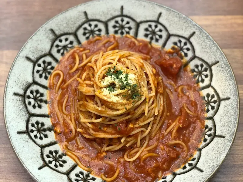 환상적인 비주얼의 토마토 파스타