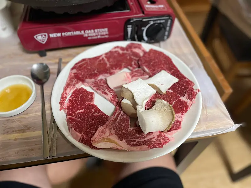 메인 메뉴 생고기