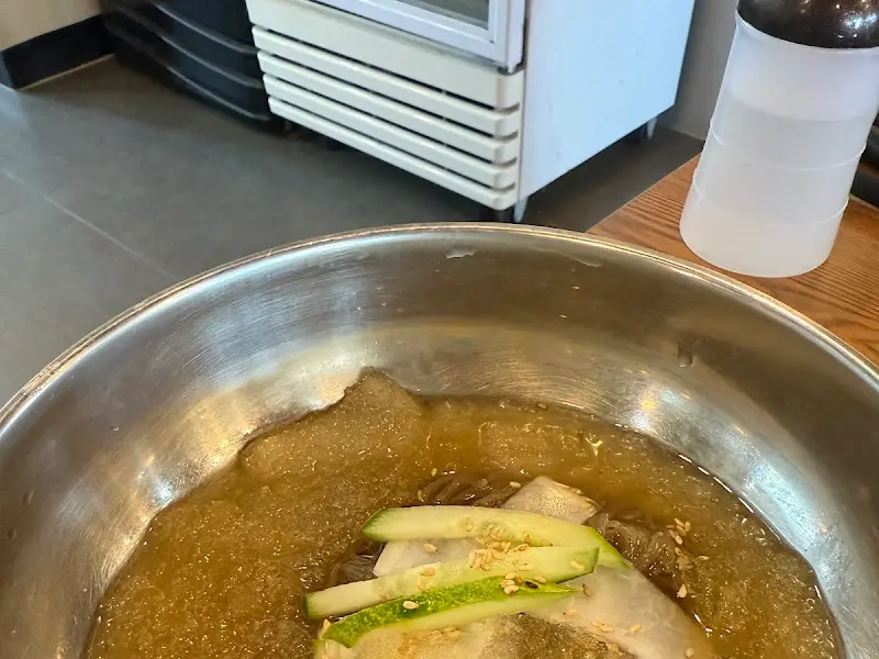 살얼음 동동 냉면
