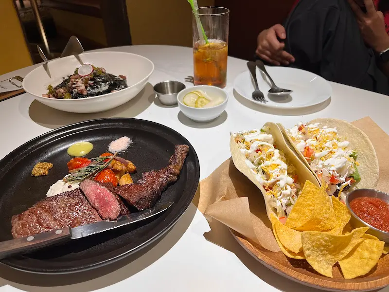 스테이크, 타코, 파스타