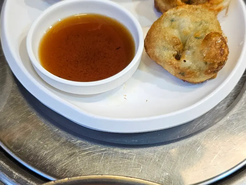 겉바속촉 튀김 만두