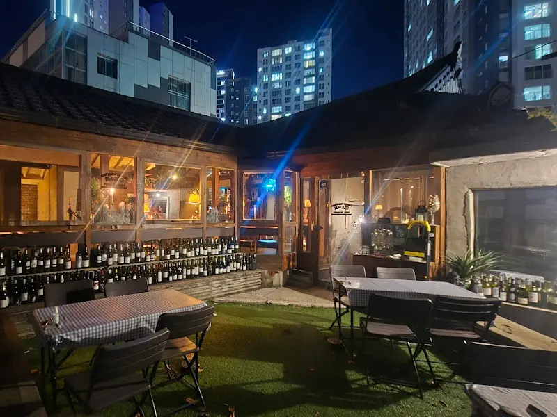 고담 외부 전경