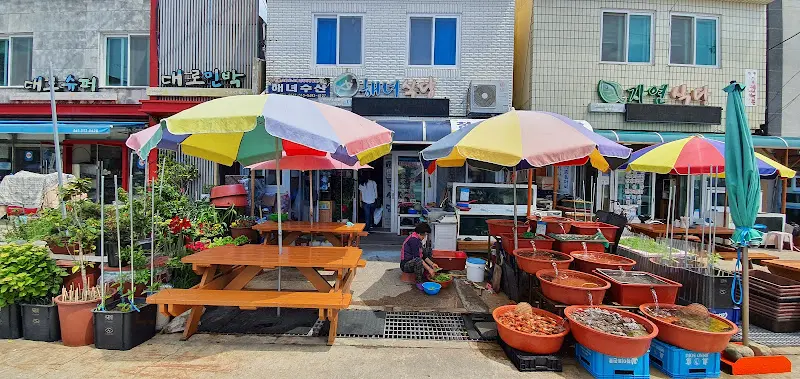 식당 외부 풍경