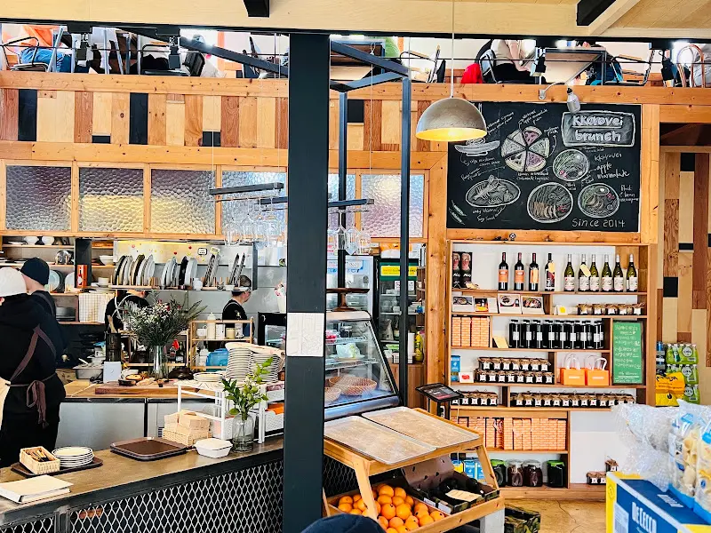 꼬로베이 내부 인테리어