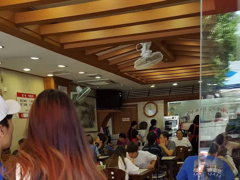 황보밀면 내부전경