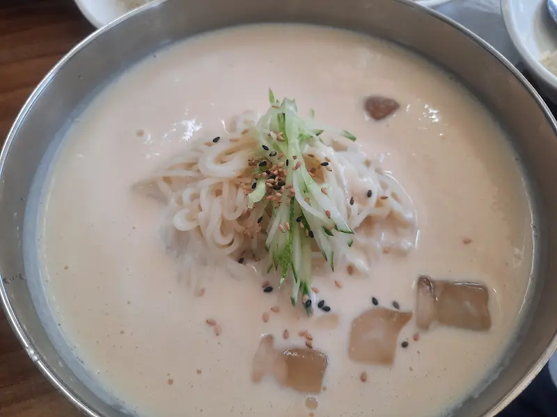 여름철 별미, 콩국수