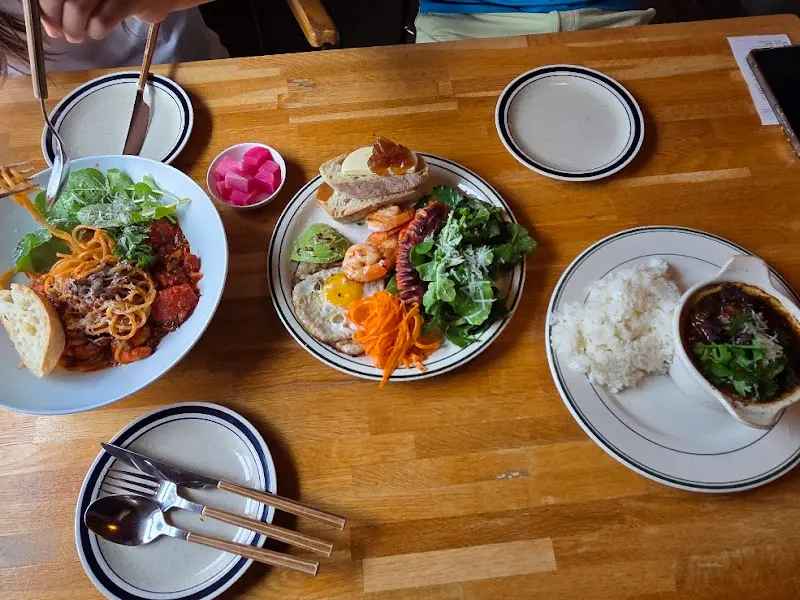 꼬로베이 브런치 메뉴