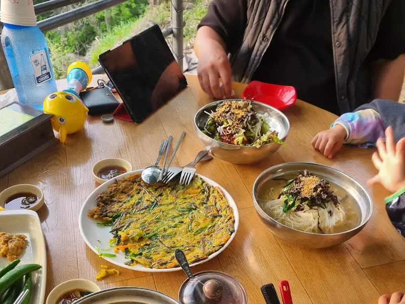 식당에서 바라본 풍경