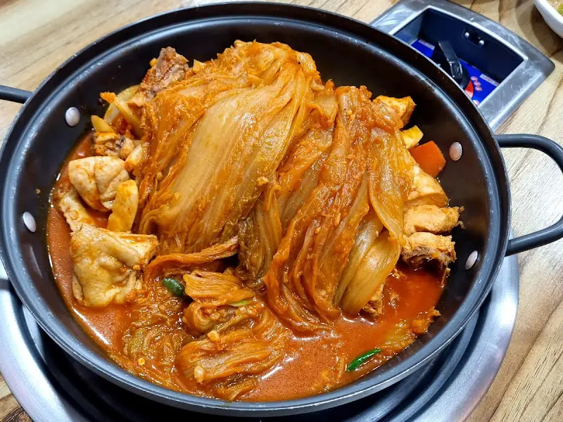 묵은지 찜닭 전체샷