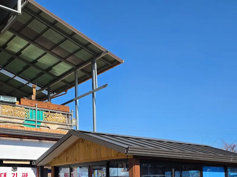 나비산 기사식당 외부 모습