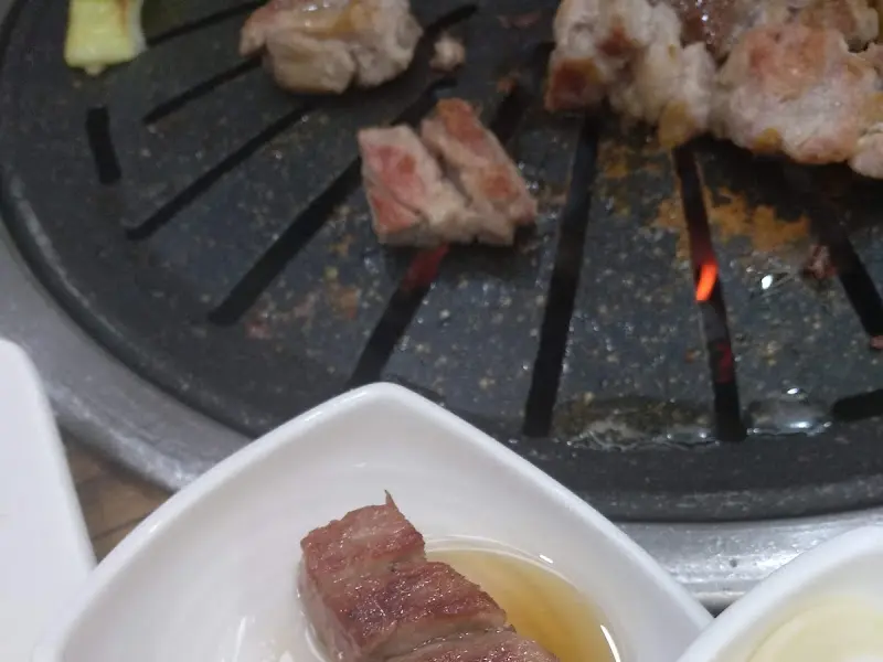 구워지고 있는 고기