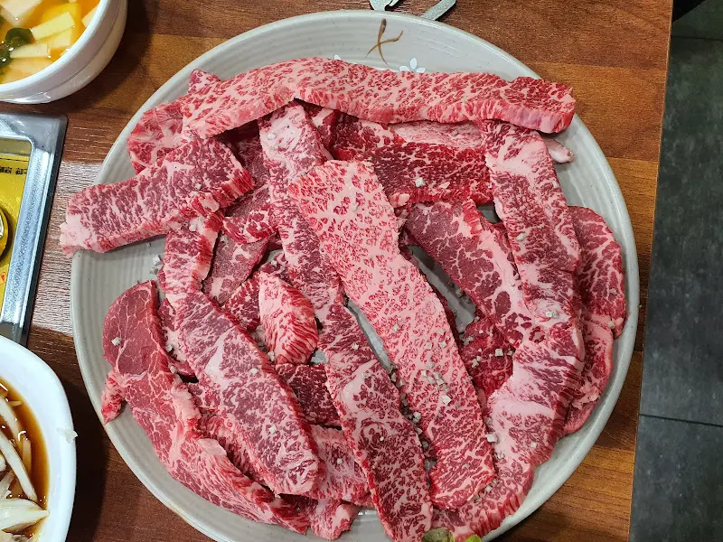 소고기 모듬의 마블링