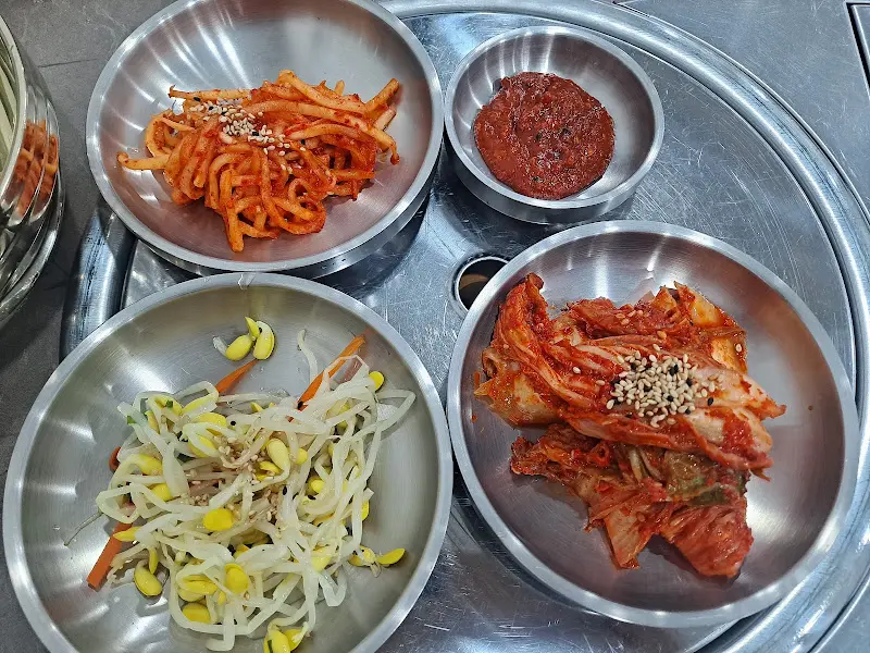 다온바지락칼국수 밑반찬