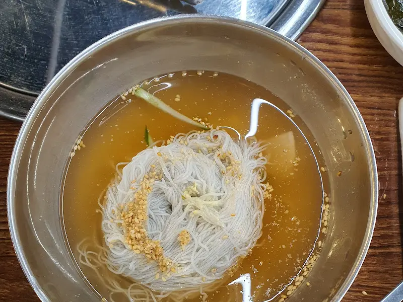 깔끔한 물냉면