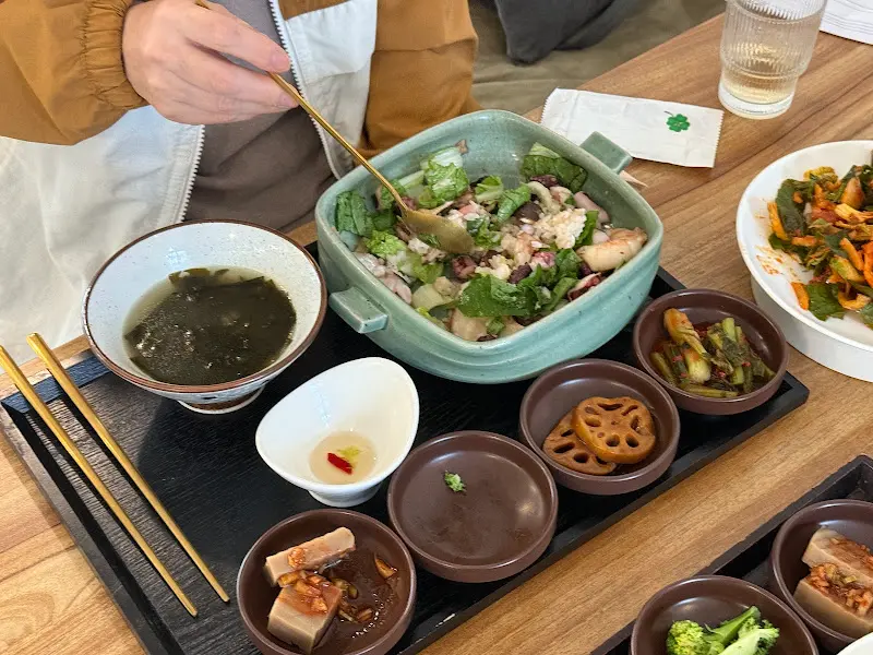 톳밥 한 상 차림