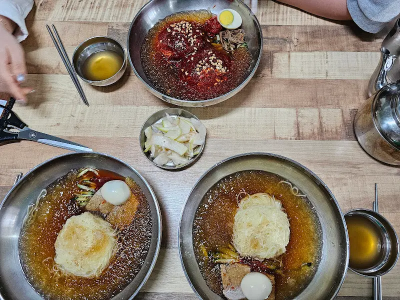 물밀면, 비빔밀면 항공샷