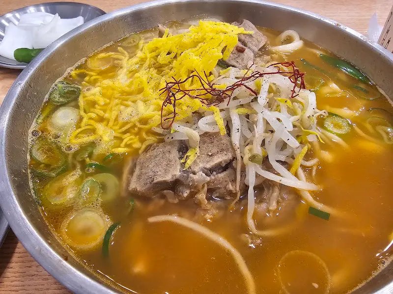 진해장뼈칼국수 얼큰뼈칼국수