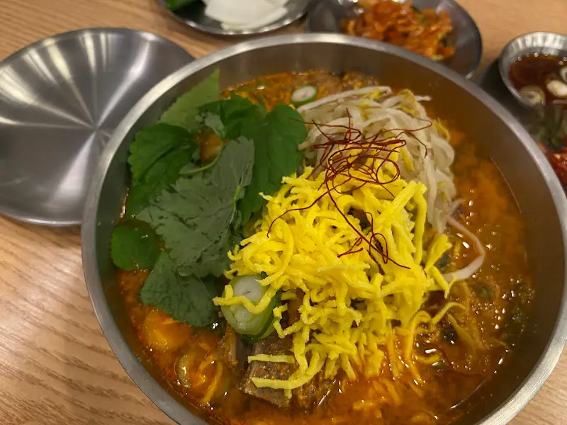 진해장뼈칼국수 얼큰뼈칼국수