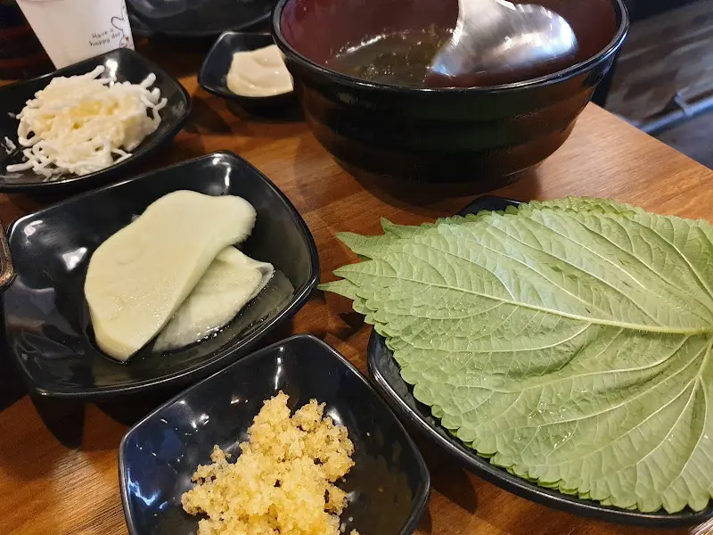 쭈꾸미와 함께 곁들여 먹는 반찬들