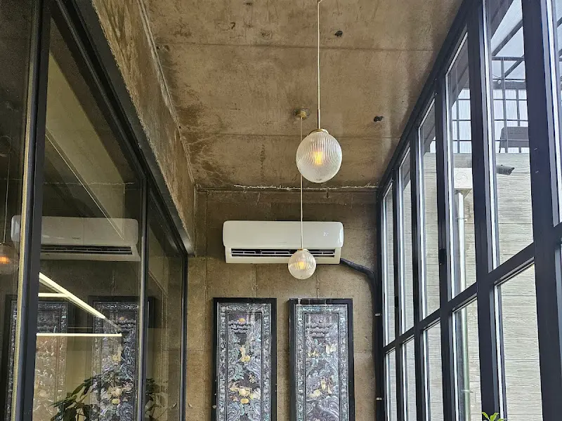 식당 내부 조명