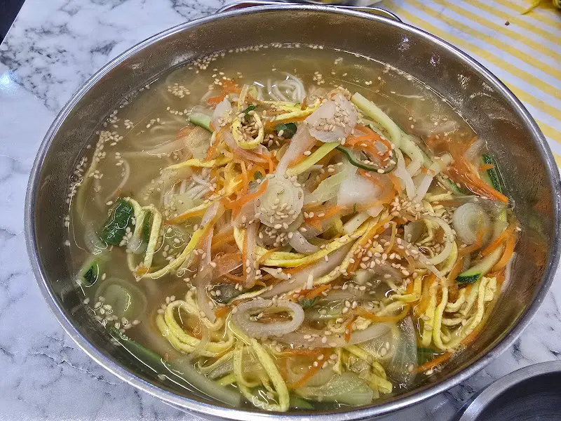 달콤비빔국수
