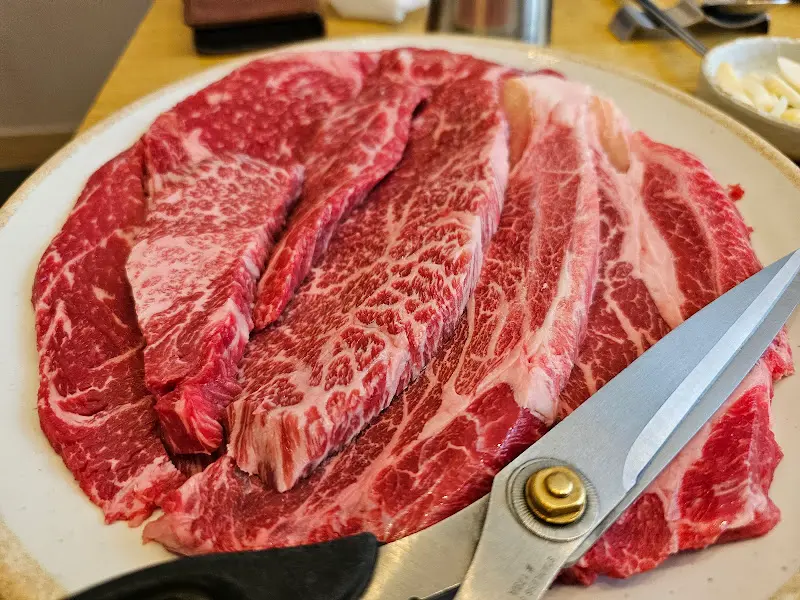 마블링이 예술인 한우