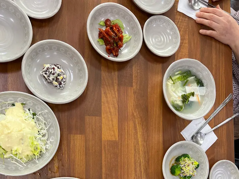 송파아구찜 밑반찬