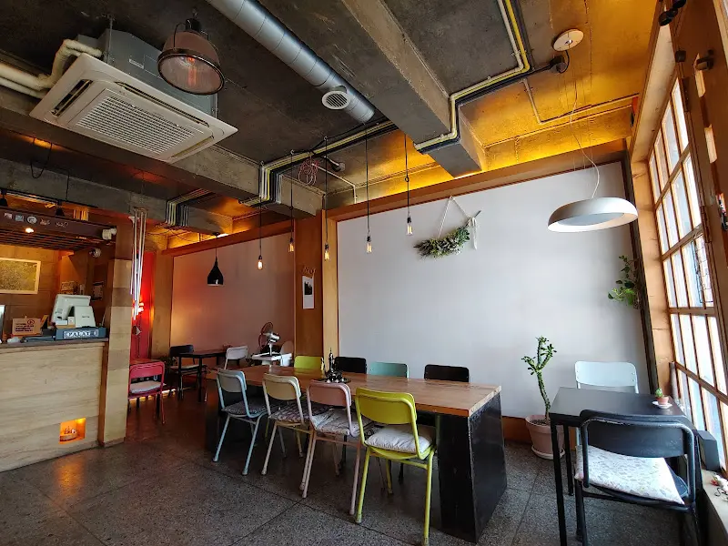 홍대함바그 내부