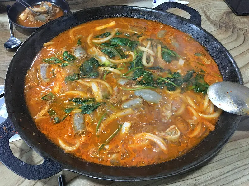 순대곱창전골 국물