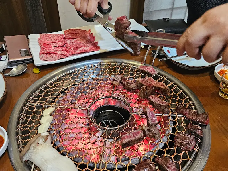 숯불 위 차돌박이