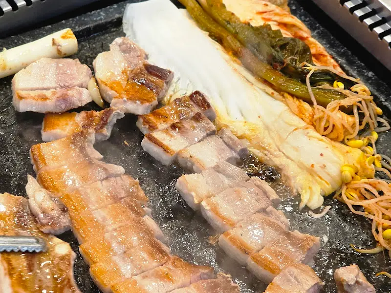 잘 익은 삼겹살