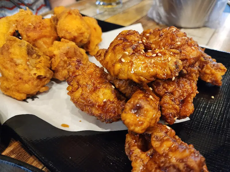 간장치킨과 얼큰이