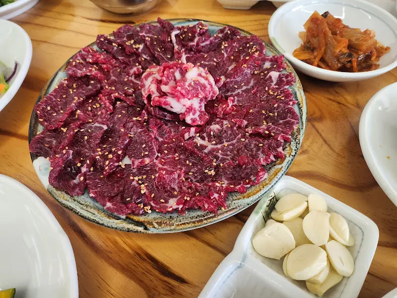 곁들여 먹기 좋은 밑반찬