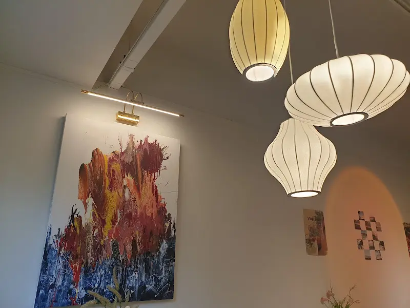 아늑한 분위기를 더하는 조명