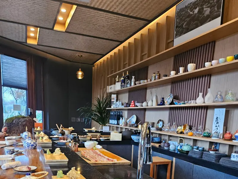 스시애월 내부 전경