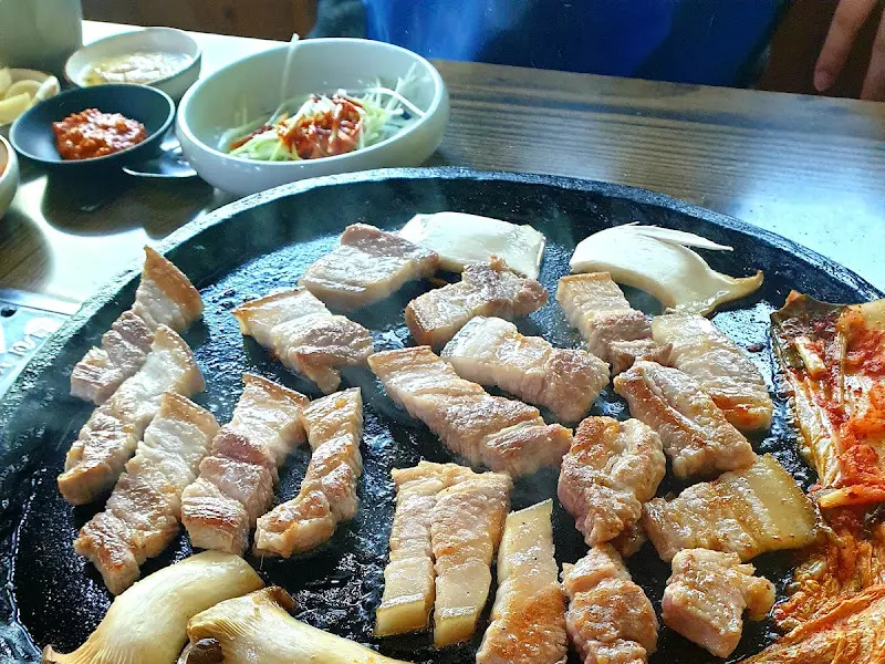 온양심가네 두루찌개 삼겹살 구이