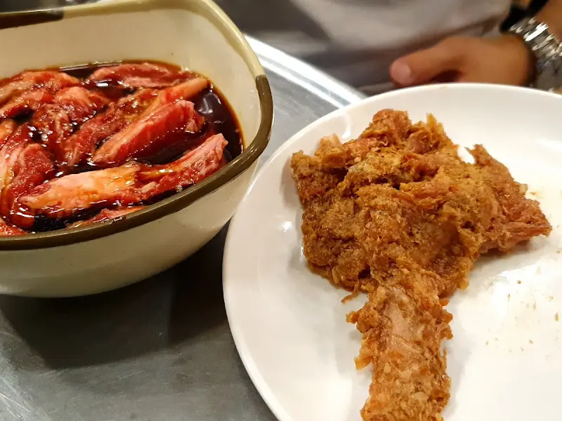 양념 소갈비살과 오돌뼈