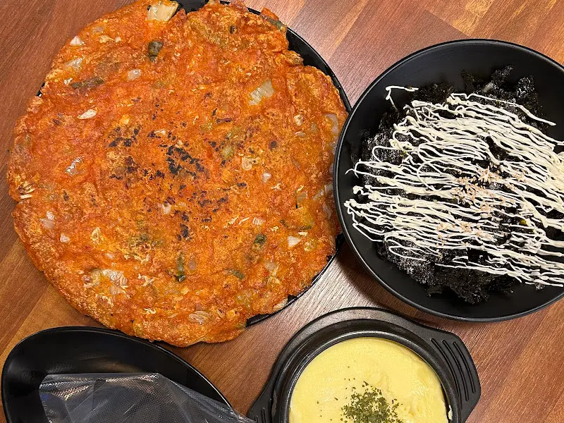 김치전, 계란찜, 주먹밥