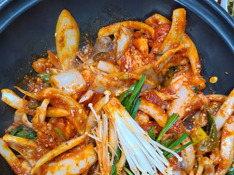 오징어볶음 확대