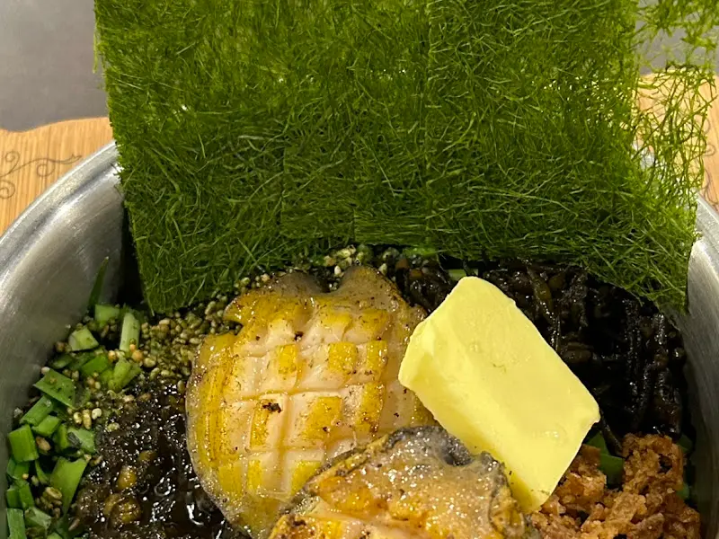 버터갈릭새우 솥밥